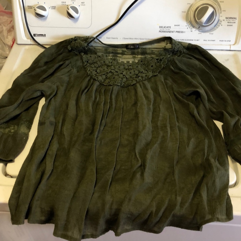 Hannah shirt
